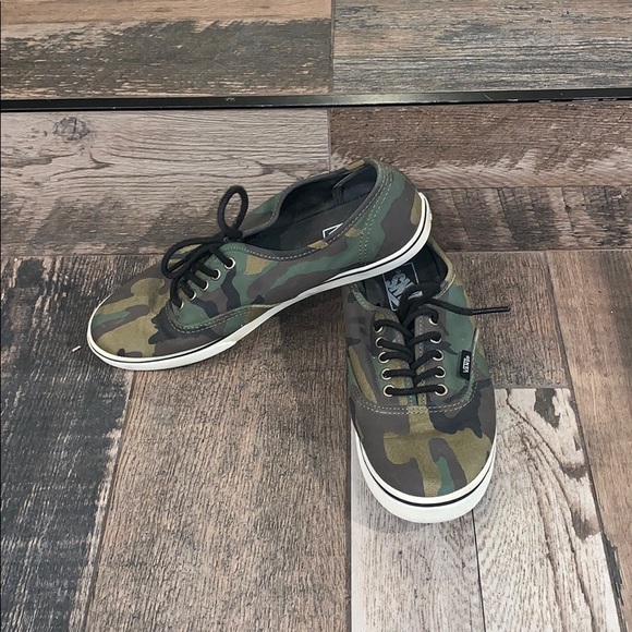 CAMO Vans - Picture 5 of 6